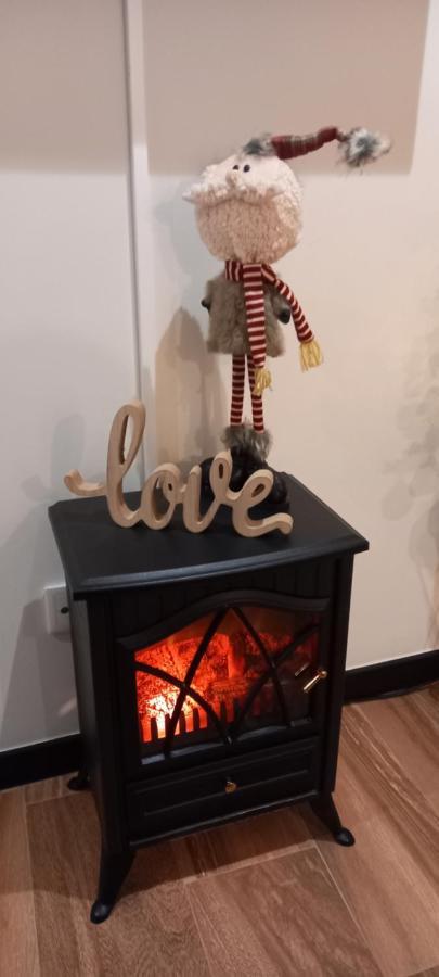 Love تومار المظهر الخارجي الصورة
